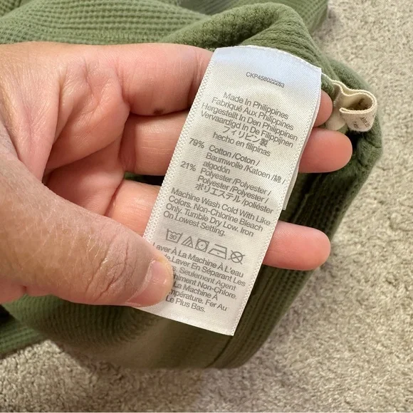 Madewell Women’s MWL Textured Waffle V-Neck Henley Sweatshirt in Faded Palm M - Picture 9 of 12